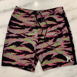 Men’s Hurley board shorts